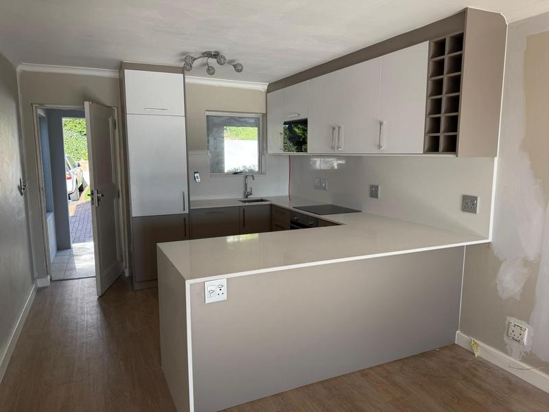To Let 2 Bedroom Property for Rent in High Cape Western Cape